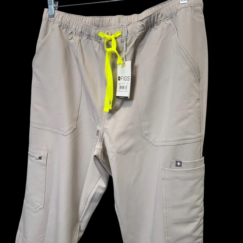 FIGS Mens Cairo Cargo Scrub Pants XLT Khaki Straight Medical Nursing Healthcare